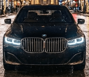 BMW 7-Series for Chicago airport transfers - seats 1-3 passengers