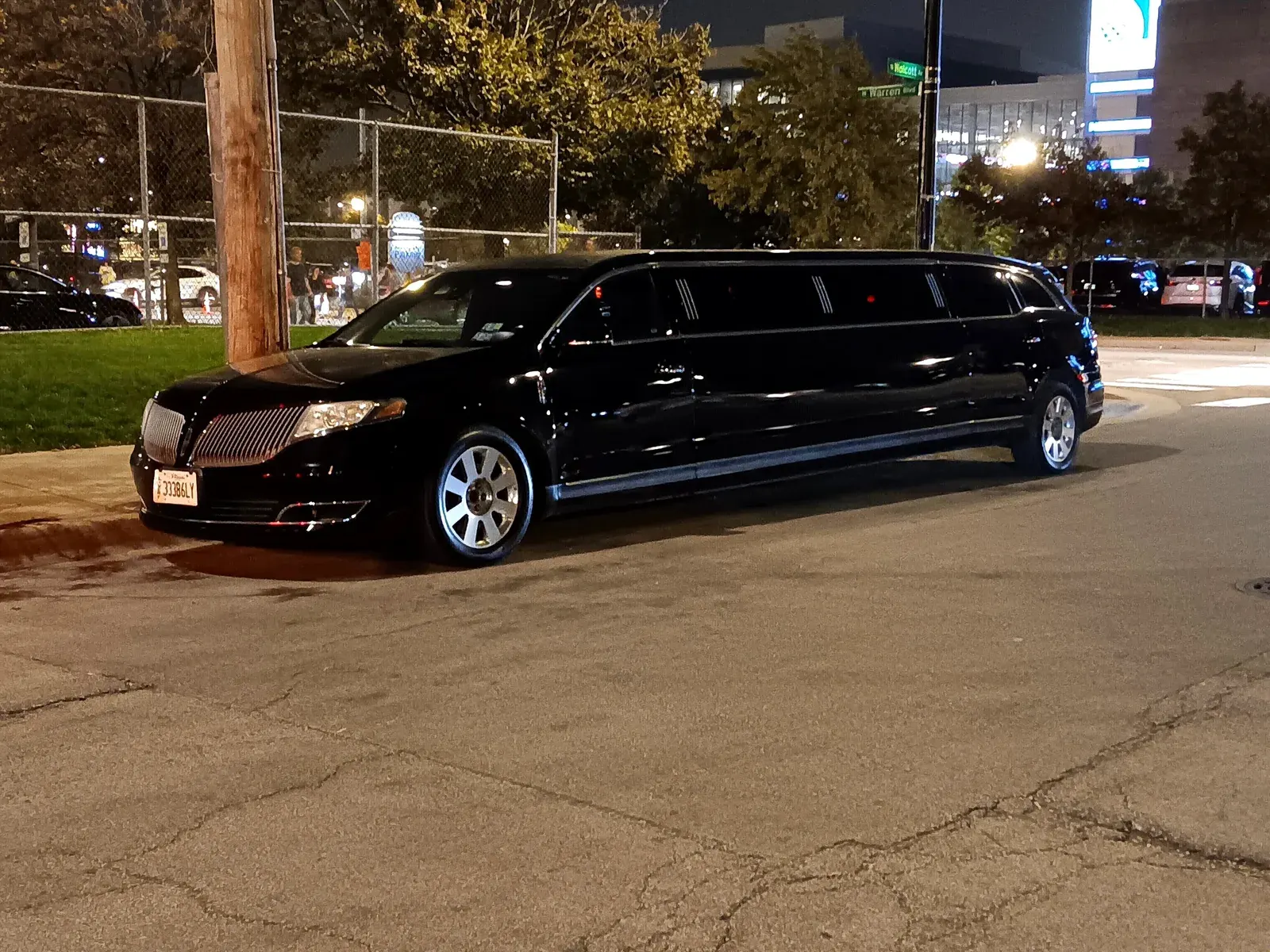 Stretch limo for night out from Valparaiso