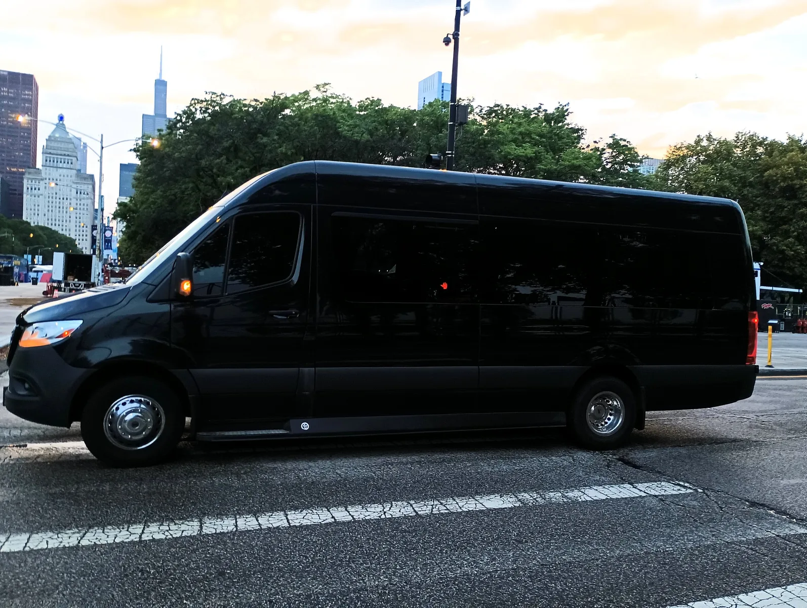 Wedding guest shuttle in Buffalo Grove